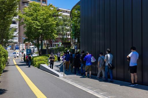 ベルサール高田馬場は独立した施設のため、 密にならないよう入場前の待機列には屋外エリアを使用